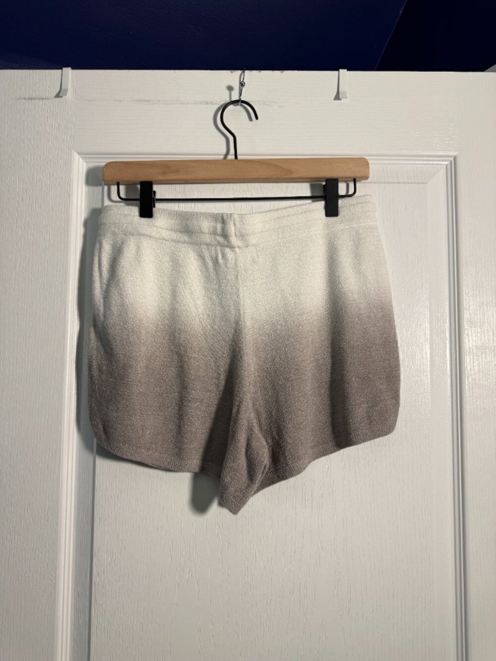 EUC - Barefoot Dreams Cozy Chic Ultra Lite Lounge Shorts - Small - Picture 2 of 3